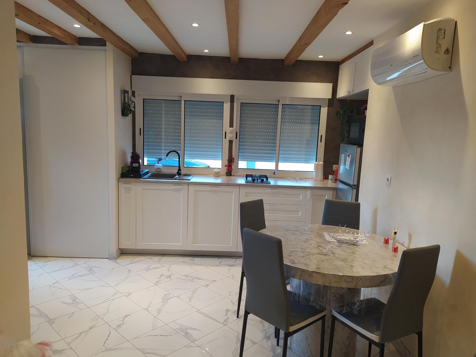 Studio Cosy Avec Terrasse Et Jacuzzi A Disposition De Mai A Aout Rians  Zewnętrze zdjęcie